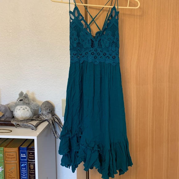 Adella slip dress - Picture 2 of 4